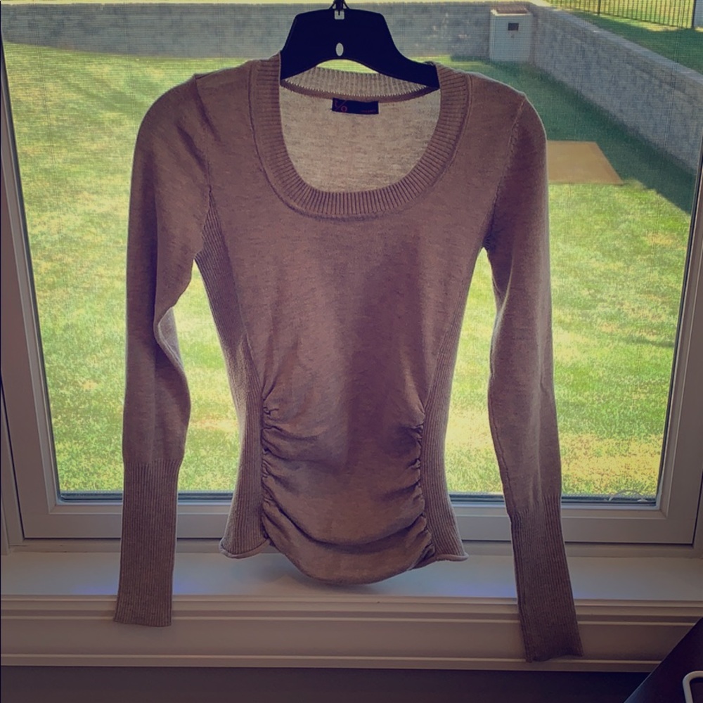Sweater, fitted